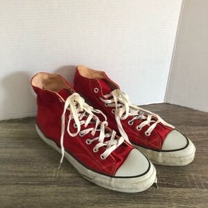 Vtg Brooks Red High-Top Sneakers with White Laces